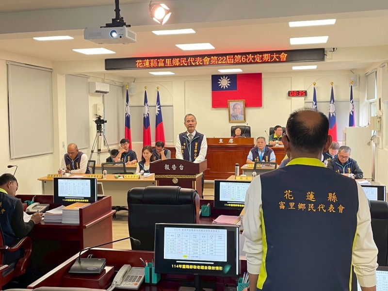 弱勢家庭就醫更安心！富里鄉明年起啟動「救護車轉診補助」